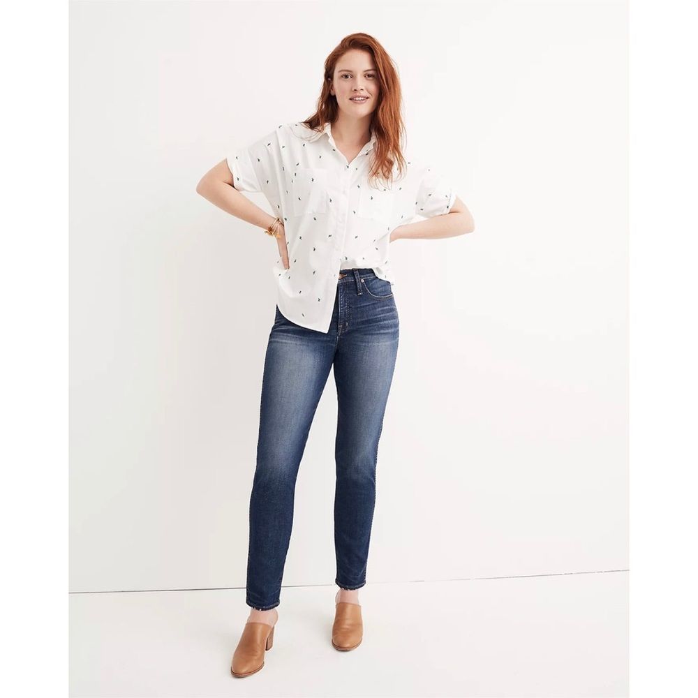 Madewell Slim Straight Jeans in William Wash